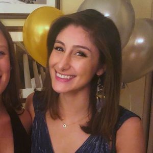 Meet your Posher, Liza